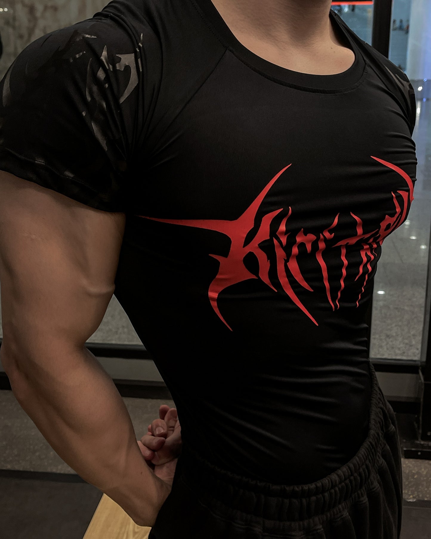 Ember Half Sleeve Compression [Black]