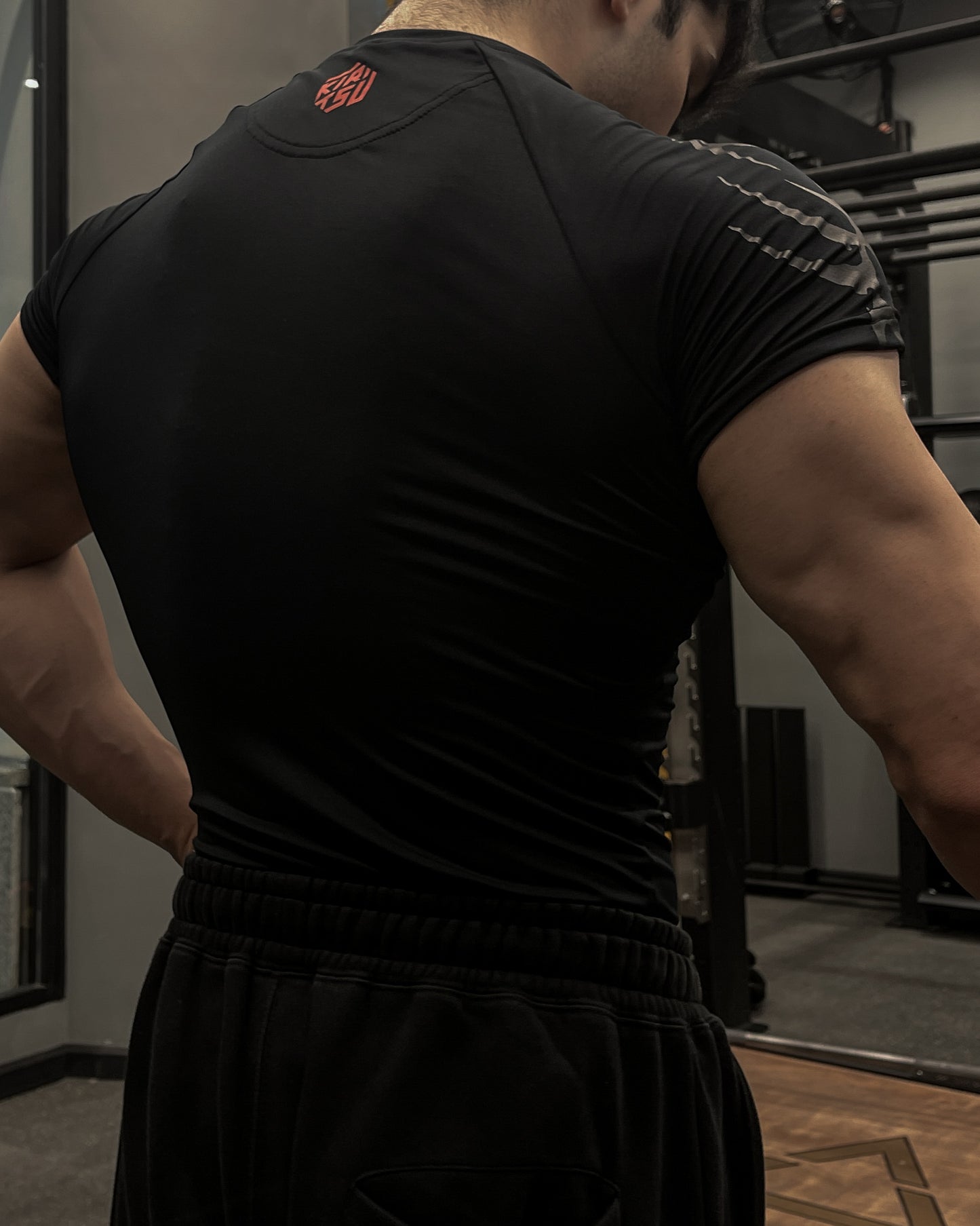 Ember Half Sleeve Compression [Black]